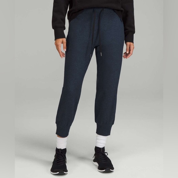 Lululemon Ready to Rulu High-Rise Cropped Jogger Heathered True Navy / Black - Picture 1 of 12
